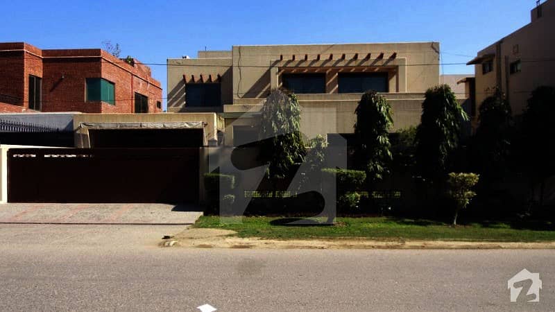 1 Kanal House For Sale In Y Block Of Dha Phase 3 Lahore