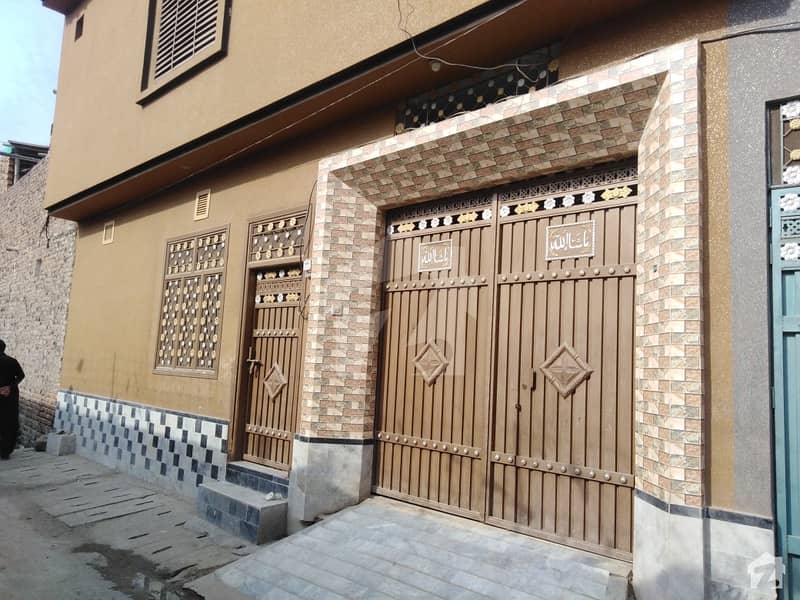 مدینہ کالونی پشاور میں 4 کمروں کا 3 مرلہ مکان 38 لاکھ میں برائے فروخت۔