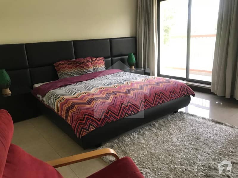 1 Kanal Furnished Bungalow Facing Golf Course For Rent In Dha Raya