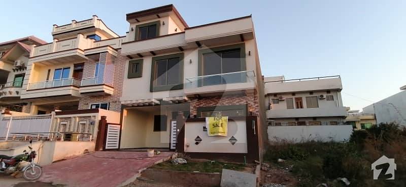 30X60 Brand New House Is Available For Sale At G13 Isalamabad