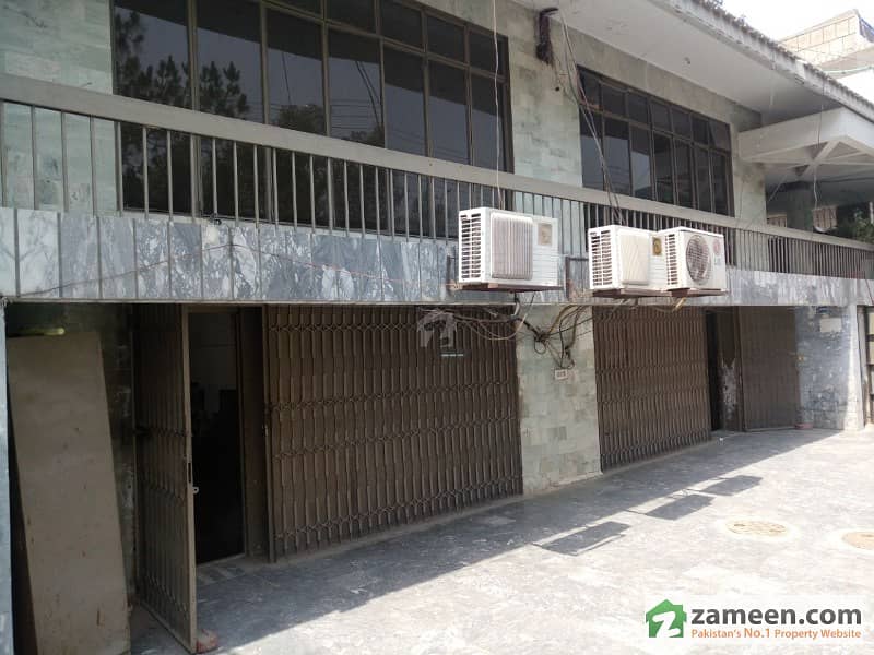 2. 3 Kanal Semi Commercial Building At Excellent Location Of Main Road