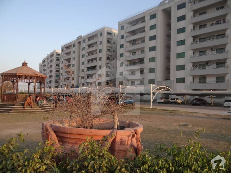 4 Bed Special Apartment 3300 Sq Ft With 600 Ft Terrace In Askari 11 For Sale