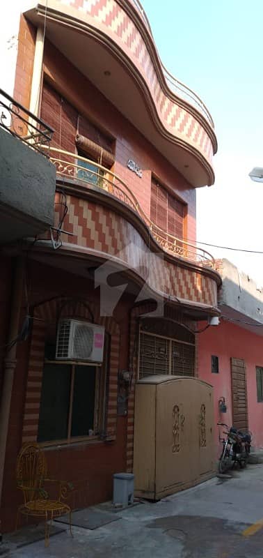 کینٹ غوثیہ کالونی کینٹ لاہور میں 2 کمروں کا 3 مرلہ مکان 75 لاکھ میں برائے فروخت۔