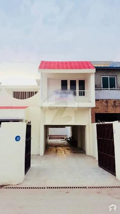 5 Bed House Is Available For Rent