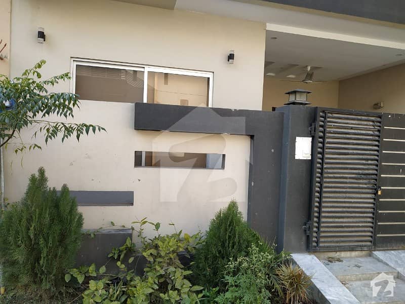 7 MARLA LOWER PORTION URGENT FOR RENT NEAR LUMS UNIVERSITY DHA LAHORE CNATT I HAVE ALSO MORE OPTIONS