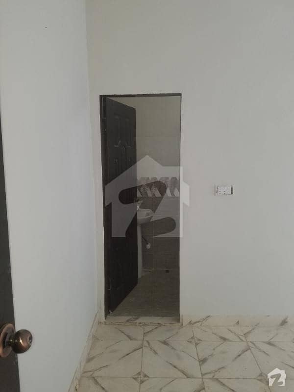 two bed flat for rent in mehmoodabad no 1