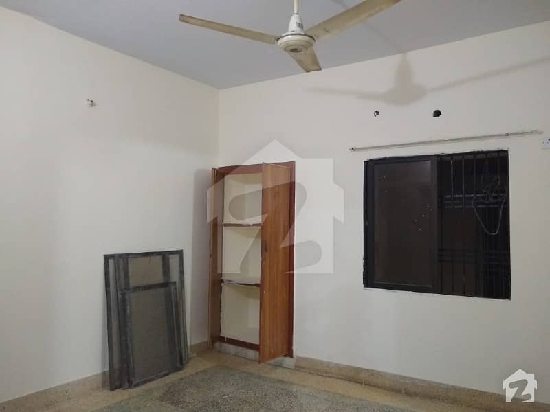 400 Sq Yard Corner Block 5 House Available On Sale