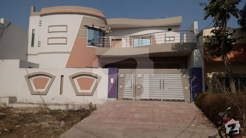 بلال کالونی ساہیوال میں 5 کمروں کا 13 مرلہ مکان 1.7 کروڑ میں برائے فروخت۔