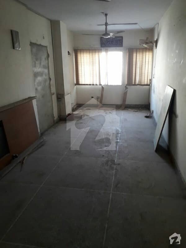 4th Floor Office For Sale