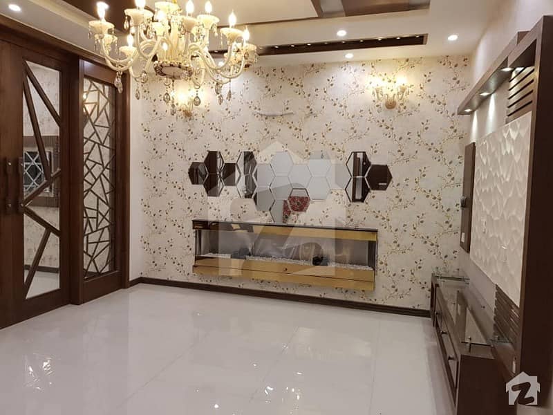 10 Marla Good Condition And Beautiful And Well Constructed House Is Available For Rent In Overseas A Block