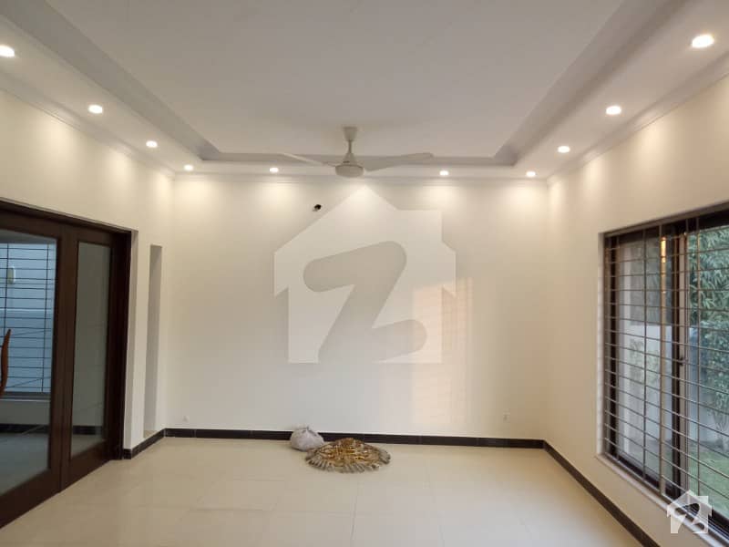 1 Kanal Brand New Bungalow Available For Rent In Dha Phase 3 X 6 Bed Fully Basement Fully Wooden Tile Flooring Facing Park