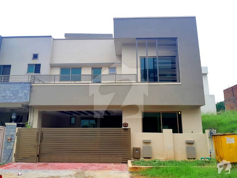 TOP CLASS HOUSE FOR SALE IN BAHRIA TOWN