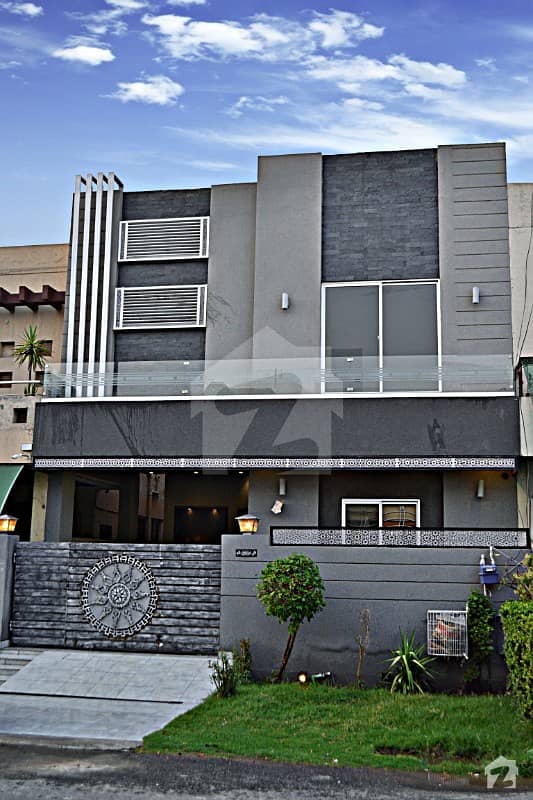 ڈی ایچ اے فیز 5 ڈیفنس (ڈی ایچ اے) لاہور میں 3 کمروں کا 6 مرلہ مکان 1.9 کروڑ میں برائے فروخت۔