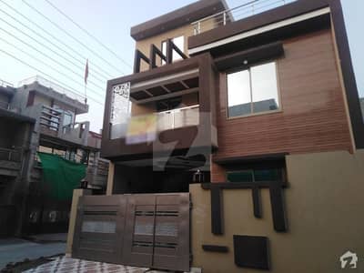 الرحمان گارڈن فیز 2 الرحمان گارڈن لاہور میں 6 کمروں کا 5 مرلہ مکان 1 کروڑ میں برائے فروخت۔ الرحمان گارڈن فیز 2 الرحمان گارڈن لاہور میں 6 کمروں کا 5 مرلہ مکان 1 کروڑ میں برائے فروخت۔