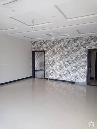 1 Kanal upper portion neat  Clean available for Rent