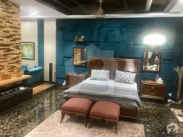 ڈی ایچ اے فیز 6 - بلاک ایچ فیز 6 ڈیفنس (ڈی ایچ اے) لاہور میں 6 کمروں کا 2 کنال مکان 18.5 کروڑ میں برائے فروخت۔
