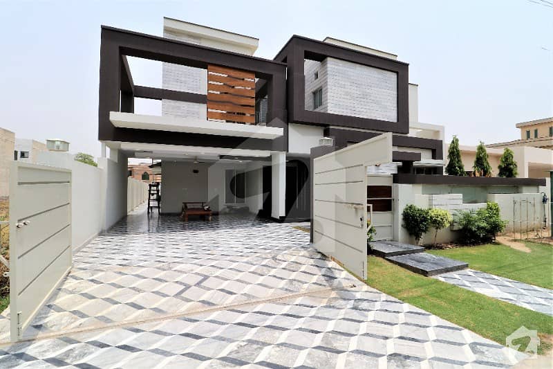 New Design 1 Kanal Luxury Bungalow For Sale At Reasonable Price