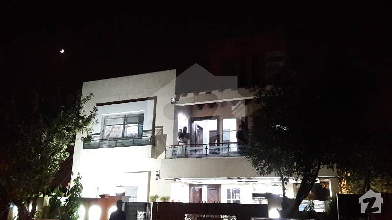 Brand New Vvip Class 10 Marla Brand New House For Sale In Bahria Town Lahore