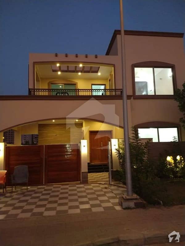 بحریہ ٹاؤن - پریسنٹ 30 بحریہ ٹاؤن کراچی کراچی میں 5 کمروں کا 10 مرلہ مکان 1.85 کروڑ میں برائے فروخت۔
