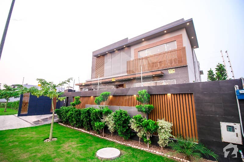 1 Kanal Brand New Luxury Bungalow For Sale At Top Location