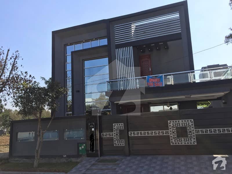 10 Marla Brand New House for Sale in Bahria Town Lahore