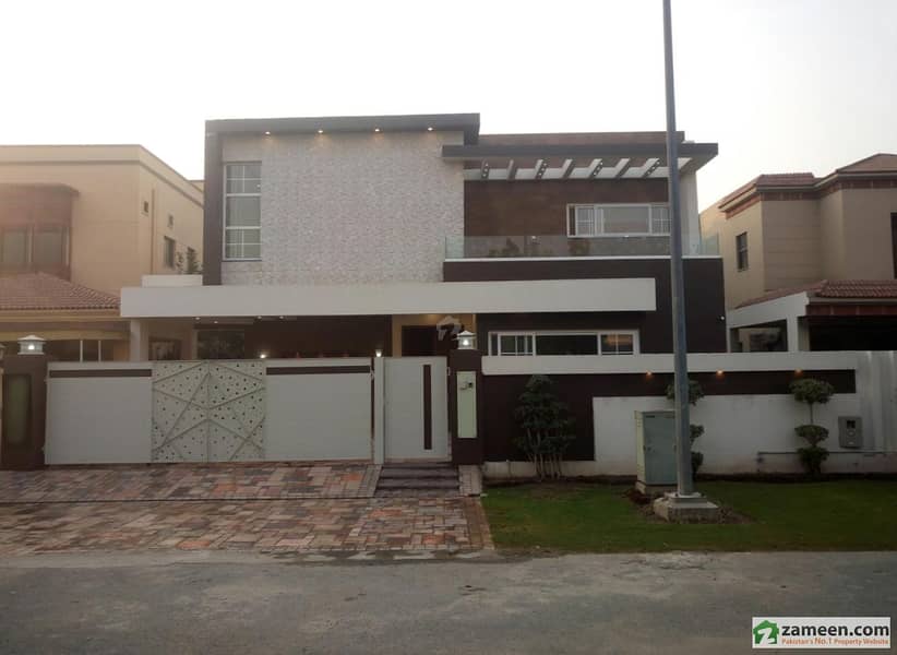 1 Kanal Brand New Bungalow For Sale In Block G Phase 5 Dha Lahore. 