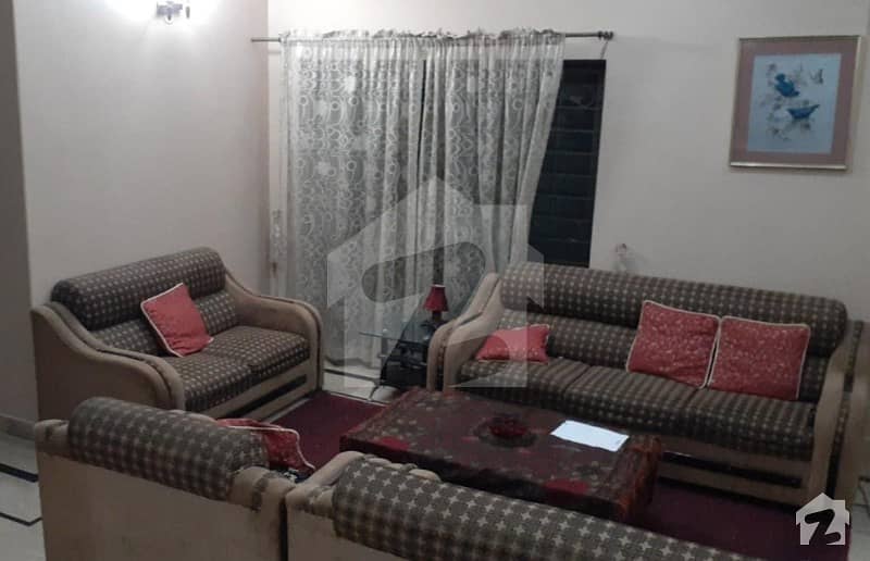 پنجاب سمال انڈسٹریز کالونی لاہور میں 5 کمروں کا 14 مرلہ مکان 1.85 کروڑ میں برائے فروخت۔