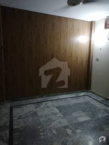 نشاط کالونی لاہور میں 4 کمروں کا 4 مرلہ مکان 40 ہزار میں کرایہ پر دستیاب ہے۔
