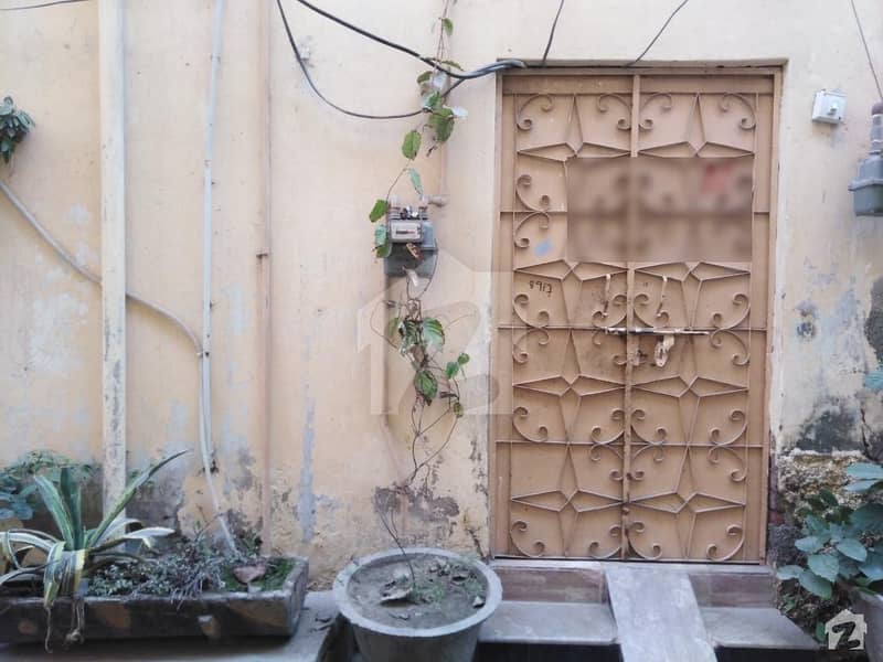 بند روڈ بہاولپور میں 3 کمروں کا 3 مرلہ مکان 30 لاکھ میں برائے فروخت۔