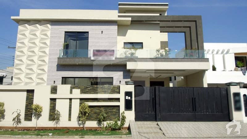 10 Marla Corner House Is Available For Sale Punjab Cooperative Housing Society