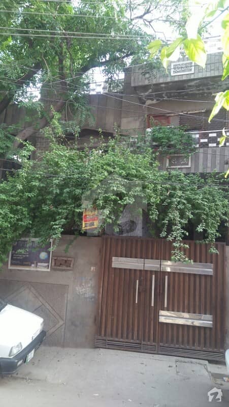 10 Marla , Triple Stoery House At Semi Commercial Location, At Main Chohan Road Islampura Lahore