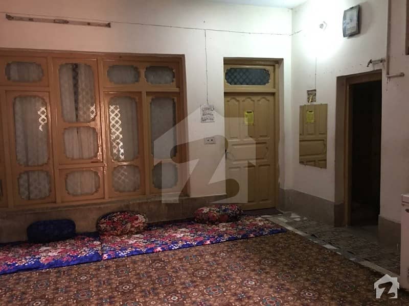 میونسپل کارپوریشن کالونی دلازک روڈ پشاور میں 5 کمروں کا 4 مرلہ مکان 90 لاکھ میں برائے فروخت۔
