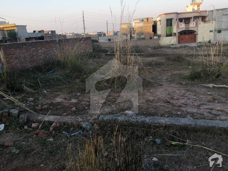 9 Marla Sun Facing Excellent Location Plot Solid Land 9 Marla Sun Facing Excellent Location Plot Solid Land