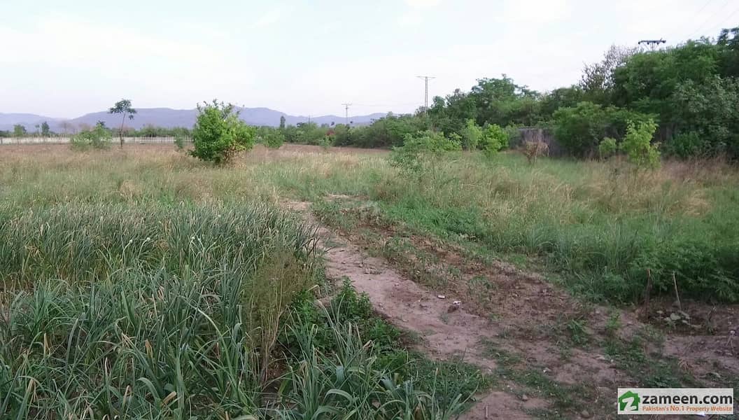 A One Acre Farm House Plot In Wakefield Gardens Orchard Farm Scheme