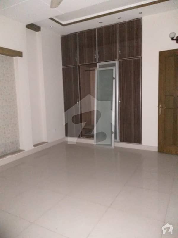 10 Marla House For Rent Dha Phase 5 Block D