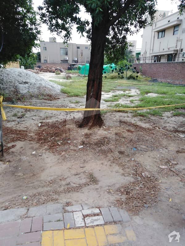 Corner 1 Kanal Residential Plot For Sale In Low Price