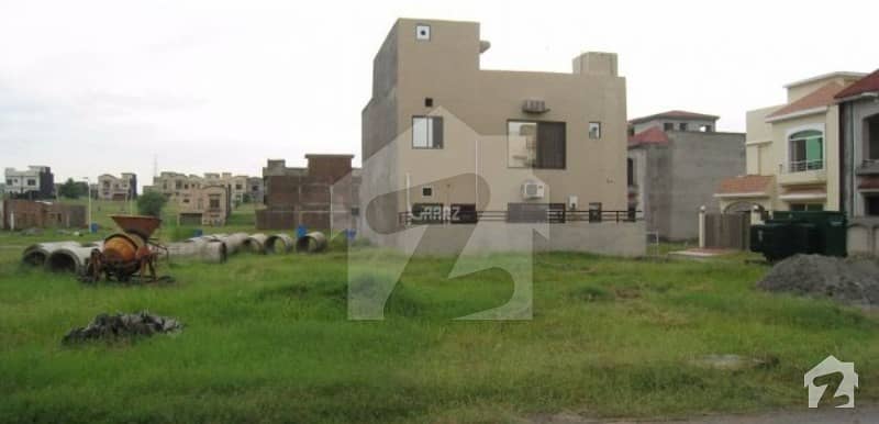 Beautiful Location DHA Phase 4 Kanal Plot For Sale In Investment Price