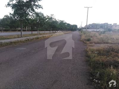 10 Marla South Facing Plot Available For Sale 10 Marla South Facing Plot Available For Sale