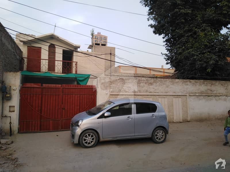 10 Marla Old House For Sale