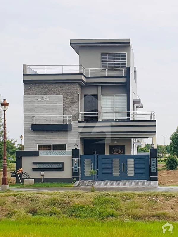 10 Marla Brand New House For Sale Sector M2 Block A Good Location In Lake City