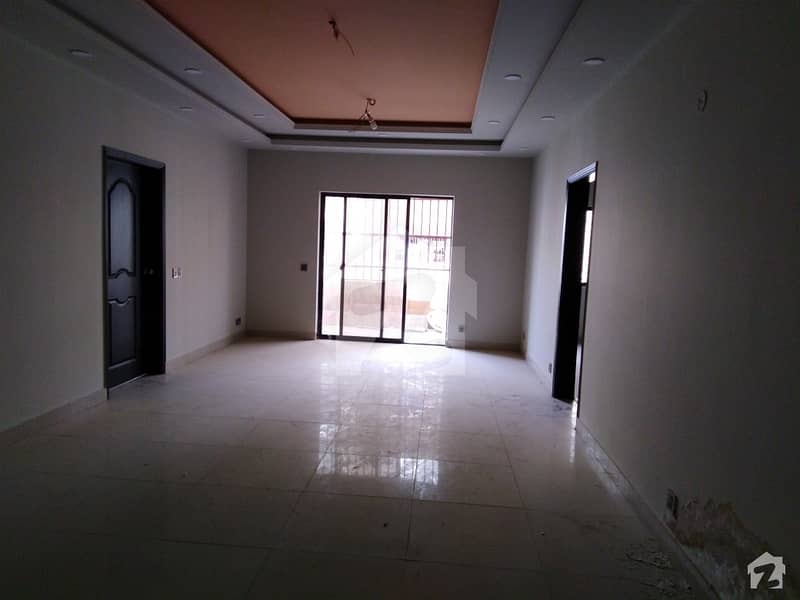نارتھ ناظم آباد ۔ بلاک بی نارتھ ناظم آباد کراچی میں 3 کمروں کا 9 مرلہ فلیٹ 2.4 کروڑ میں برائے فروخت۔