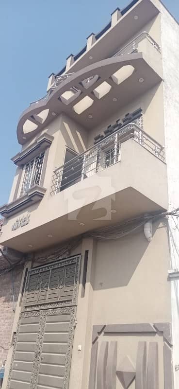 لاہور - شیخوپورہ - فیصل آباد روڈ شیخوپورہ میں 5 کمروں کا 3 مرلہ مکان 50 لاکھ میں برائے فروخت۔