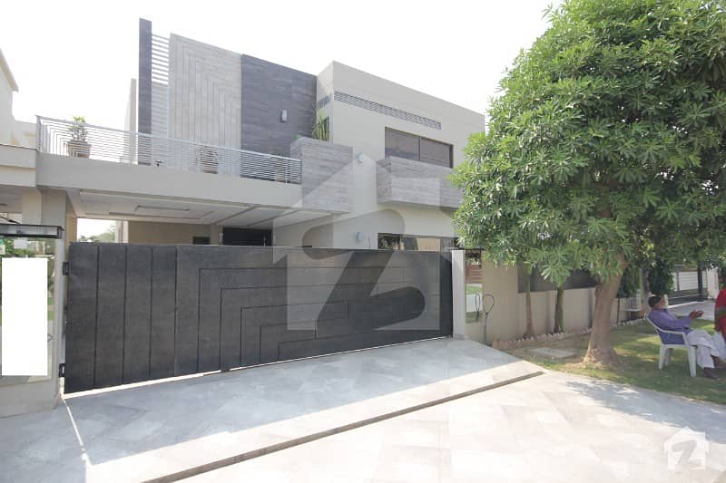 Leads 1 Kanal Out Class Design House For Rent In Phase 6 DHA Lahore
