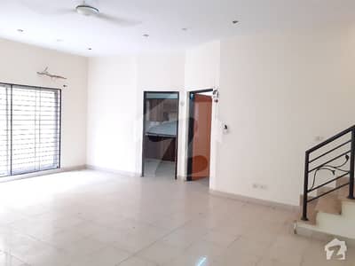 9 Marla House For Rent In Safari Villas Sector B Bahria Town Lahore