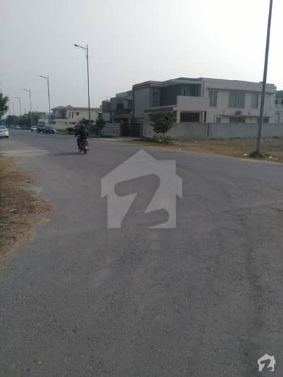 2 MARLA SECTOR COMMERCIAL BESIDE PARK MASJID COMMERCIAL TREMENDOUS LOCATION BLOCK U PHASE 8 2 MARLA SECTOR COMMERCIAL BESIDE PARK MASJID COMMERCIAL TREMENDOUS LOCATION BLOCK U PHASE 8