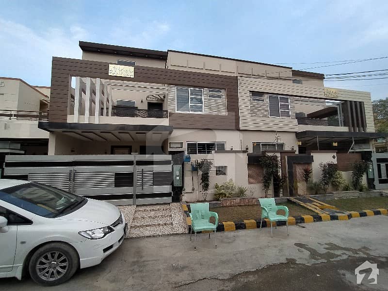 ریونیو سوسائٹی - بلاک اے ریوینیو سوسائٹی لاہور میں 5 کمروں کا 14 مرلہ مکان 3.55 کروڑ میں برائے فروخت۔