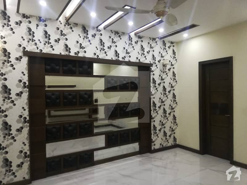 ایڈن سٹی ایڈن لاہور میں 5 کمروں کا 10 مرلہ مکان 2.2 کروڑ میں برائے فروخت۔