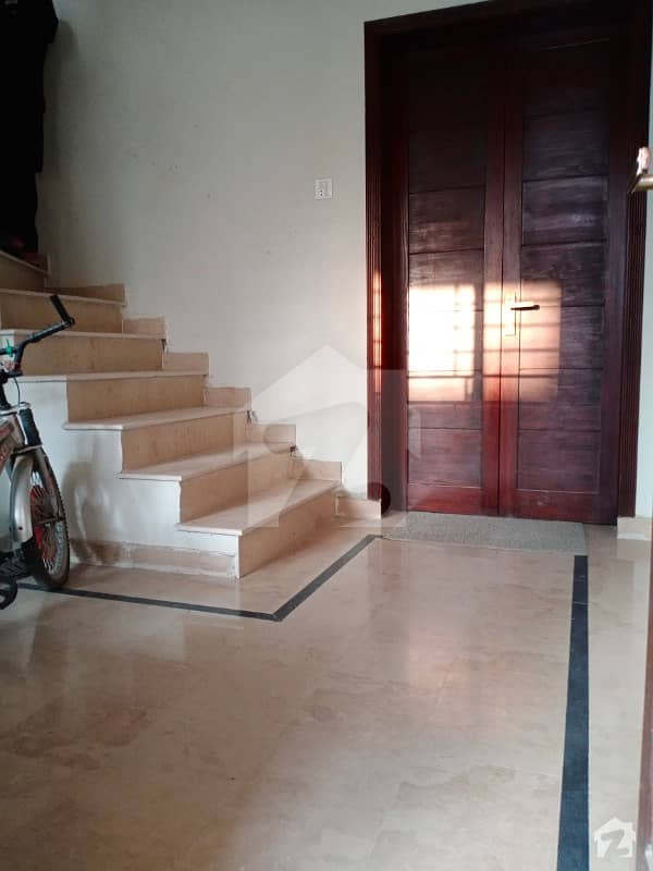 10 Marla Upper Portion For Rent In Wapda Town Phase 2