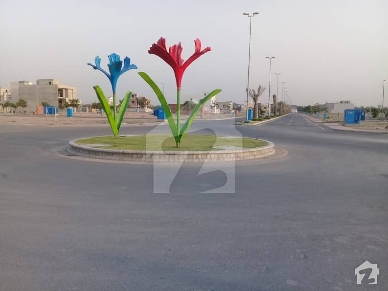 408 Golf View Residencia Facing Main Park Bahria Town Lahore Price Only 60 Lakh