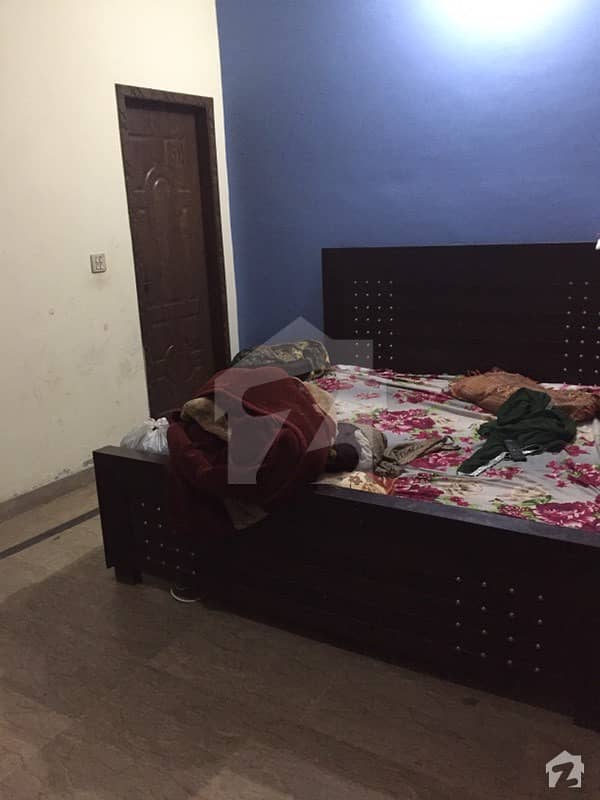 کیولری گراؤنڈ لاہور میں 3 کمروں کا 3 مرلہ مکان 32 ہزار میں کرایہ پر دستیاب ہے۔